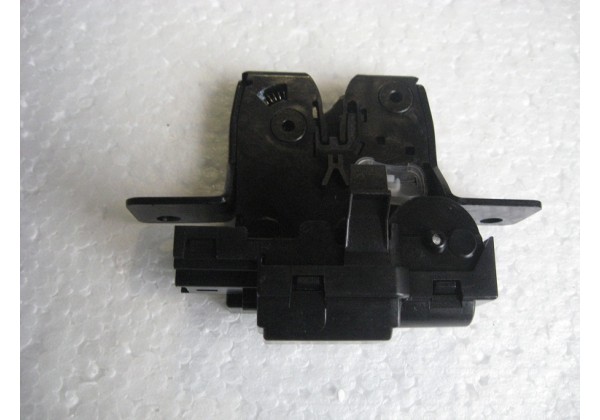 замок багажника Renault Scenic II, Megane II, Clio III, Modus, 8200076240, 8200947699, 8200076210*